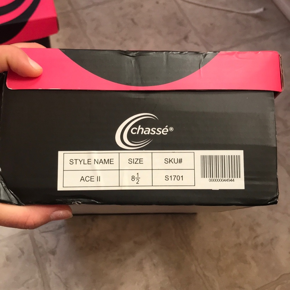 Chassé cheer shoes
